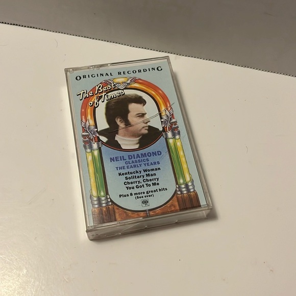 Neil Diamond Classics cassette - Picture 1 of 6